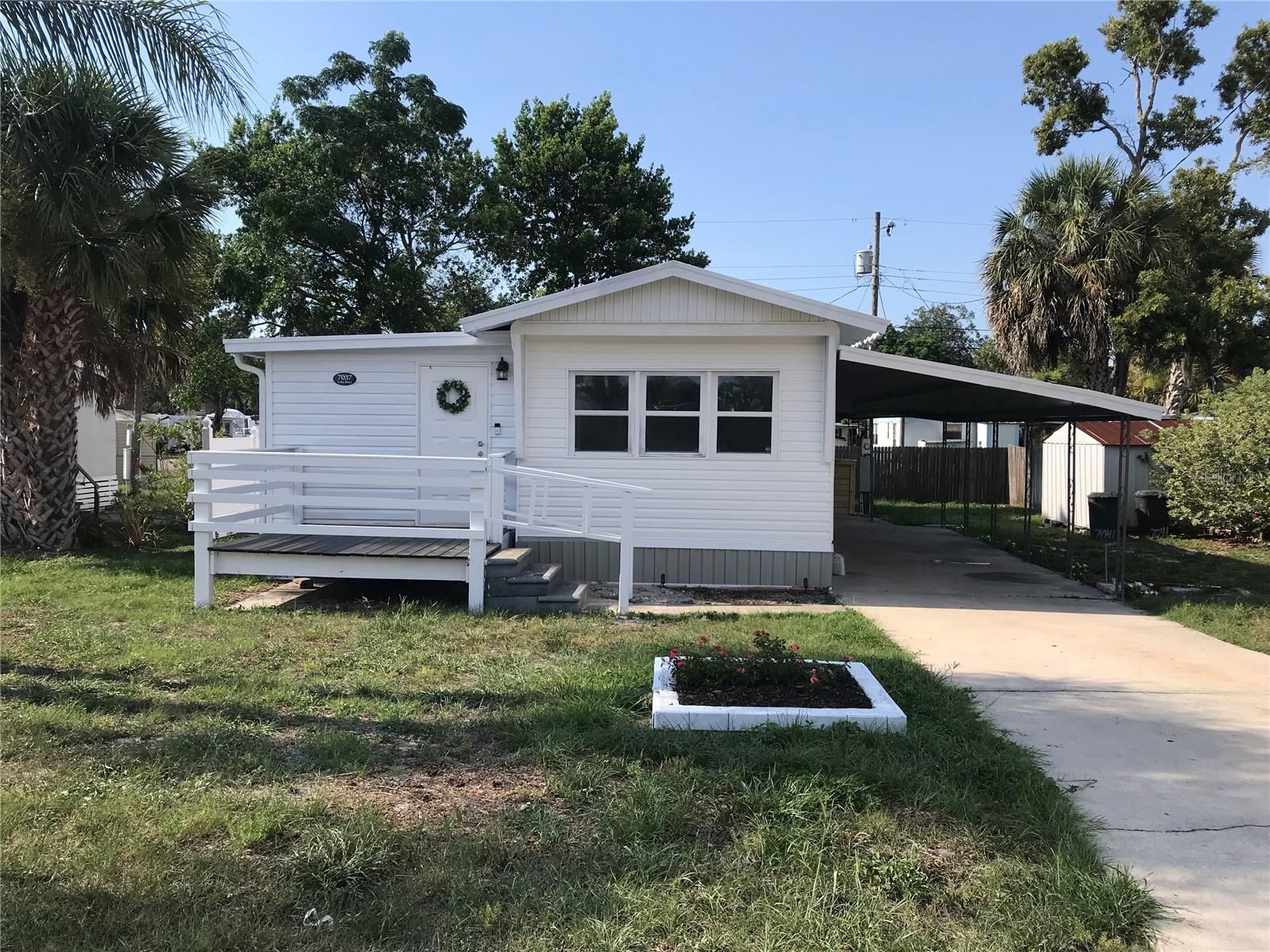 JENSEN PARK VILLAGE - Residential