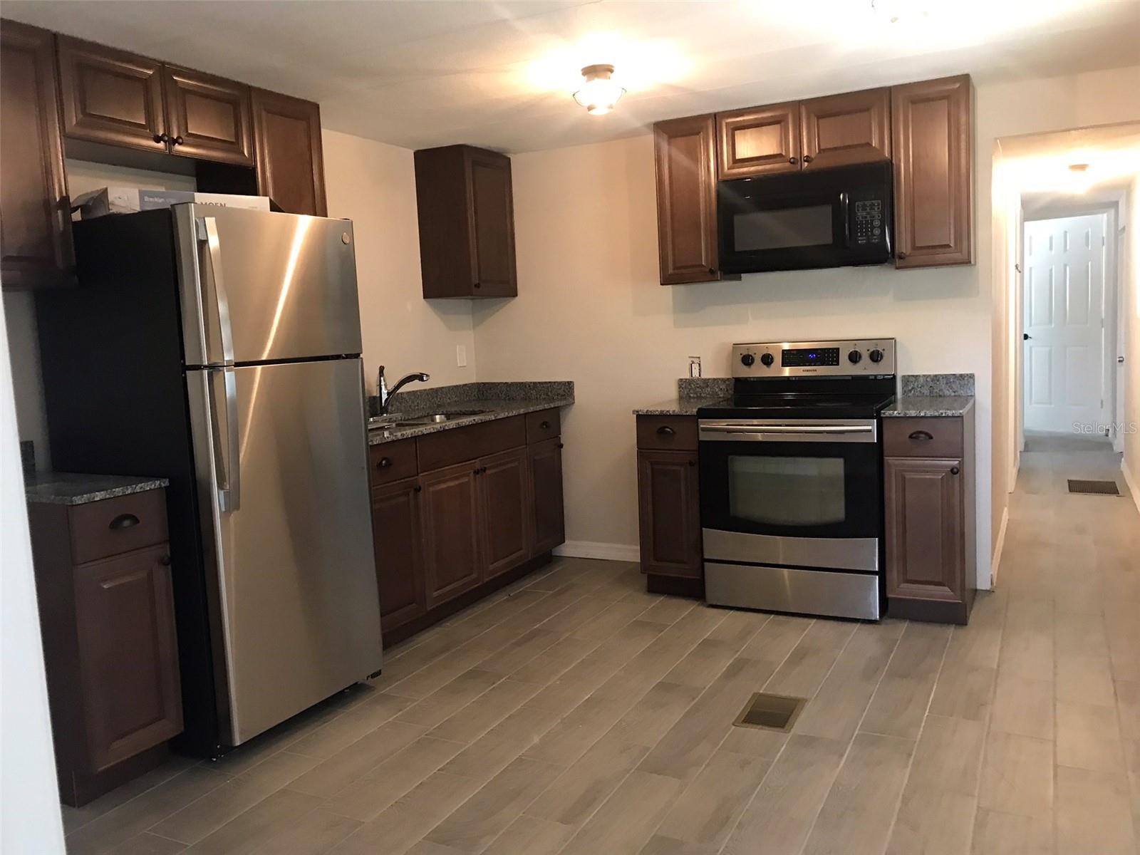 JENSEN PARK VILLAGE - Residential