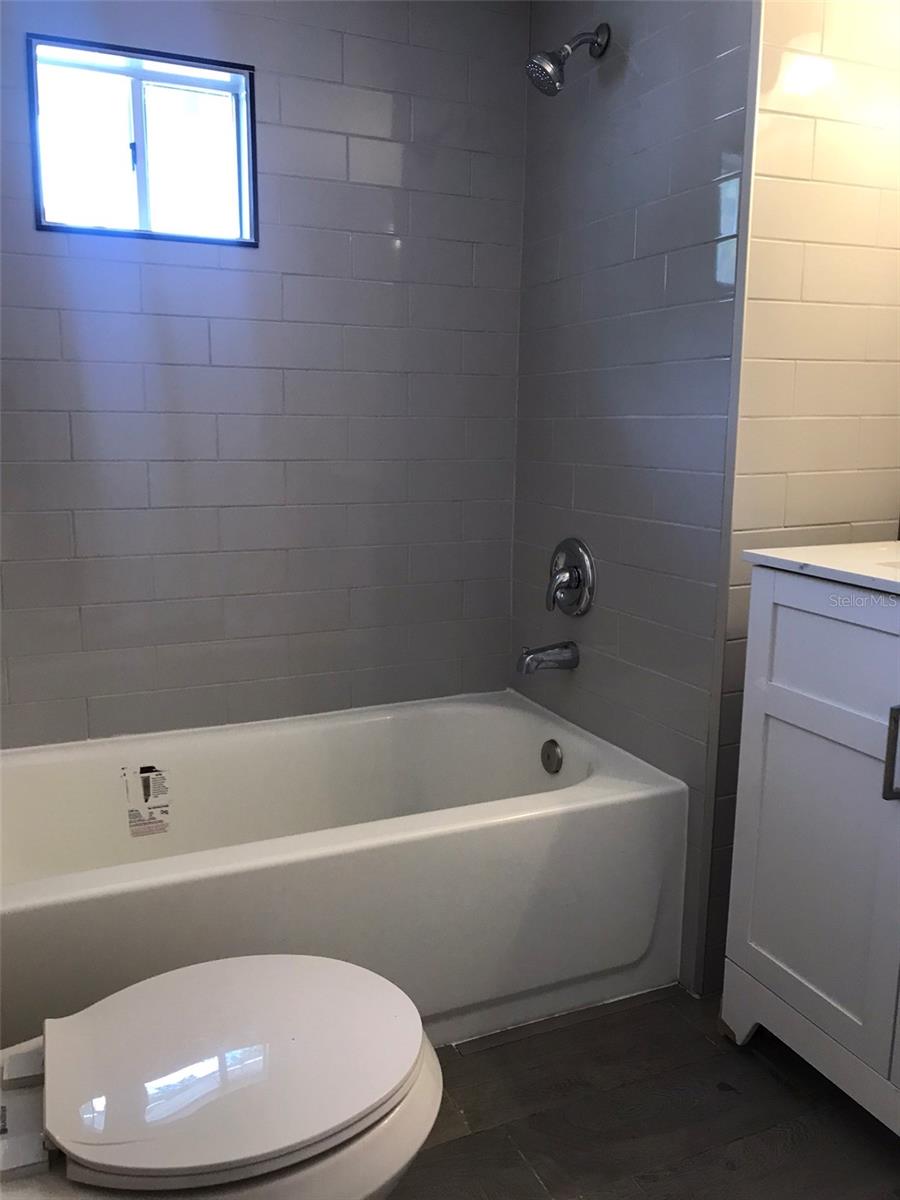 JENSEN PARK VILLAGE - Residential