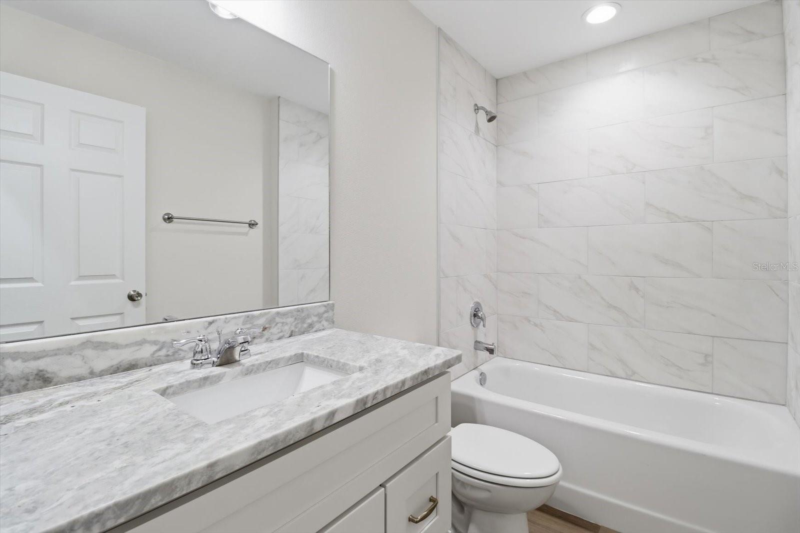 CITRUS SPGS UNIT 04 - Residential