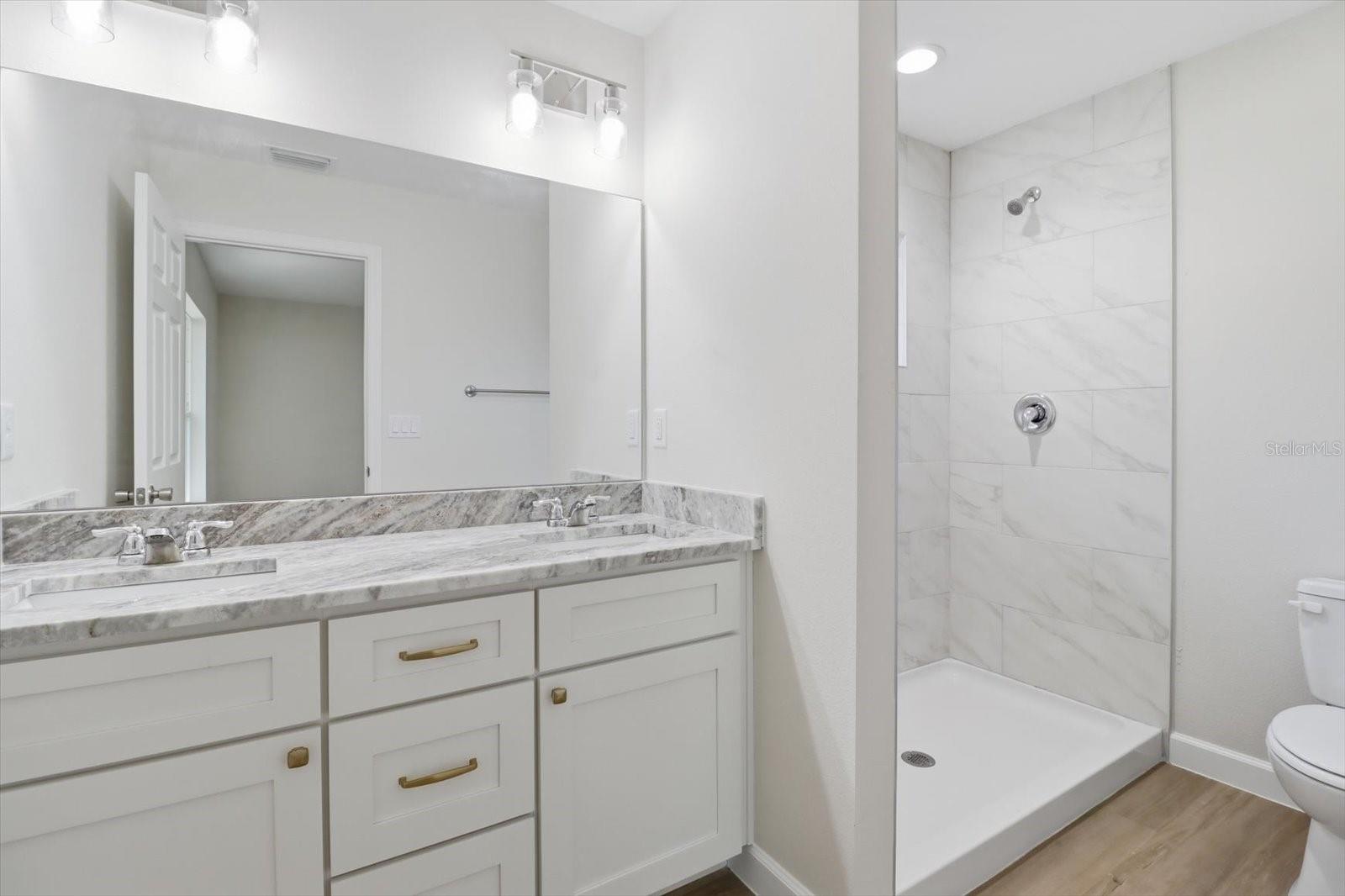 CITRUS SPGS UNIT 04 - Residential