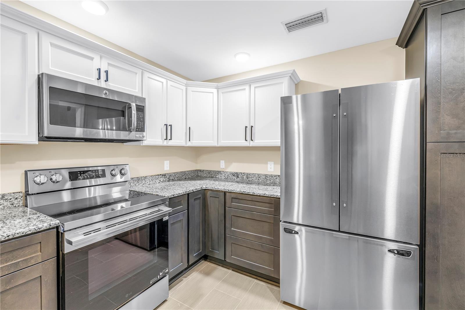 MAGNOLIA SHORES - Residential