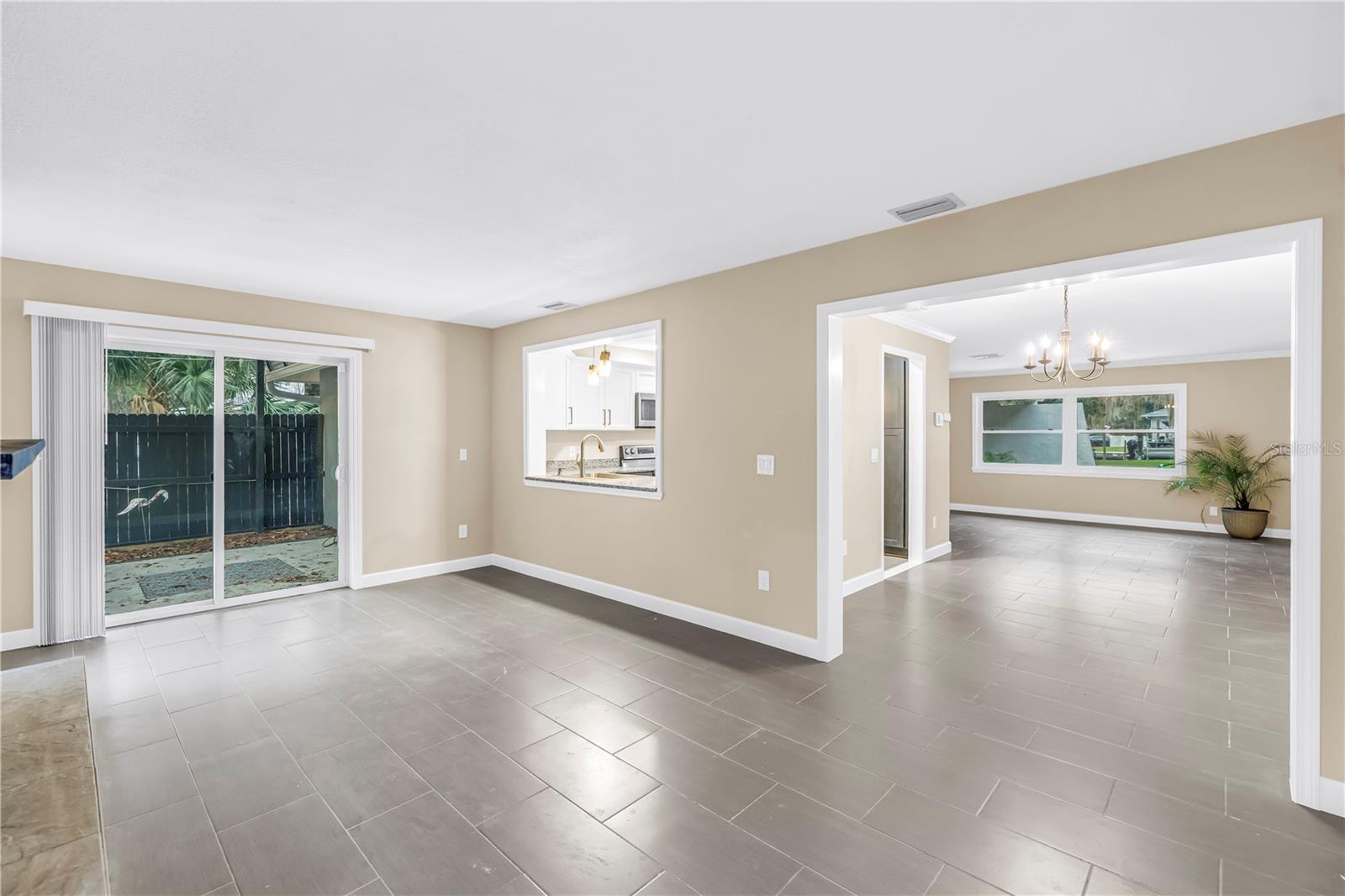 MAGNOLIA SHORES - Residential