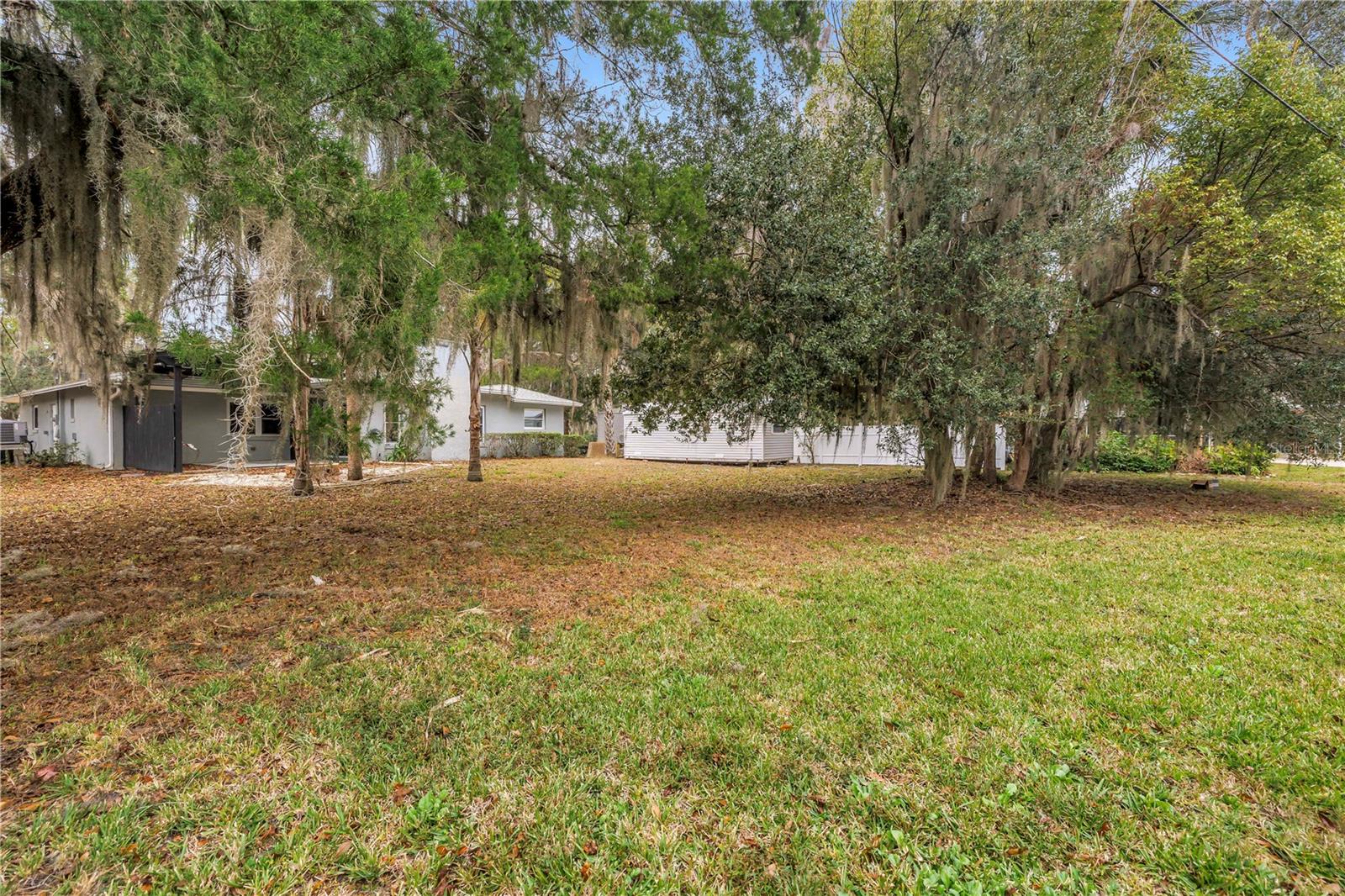 MAGNOLIA SHORES - Residential