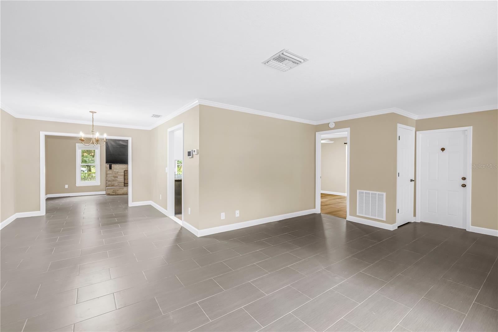 MAGNOLIA SHORES - Residential