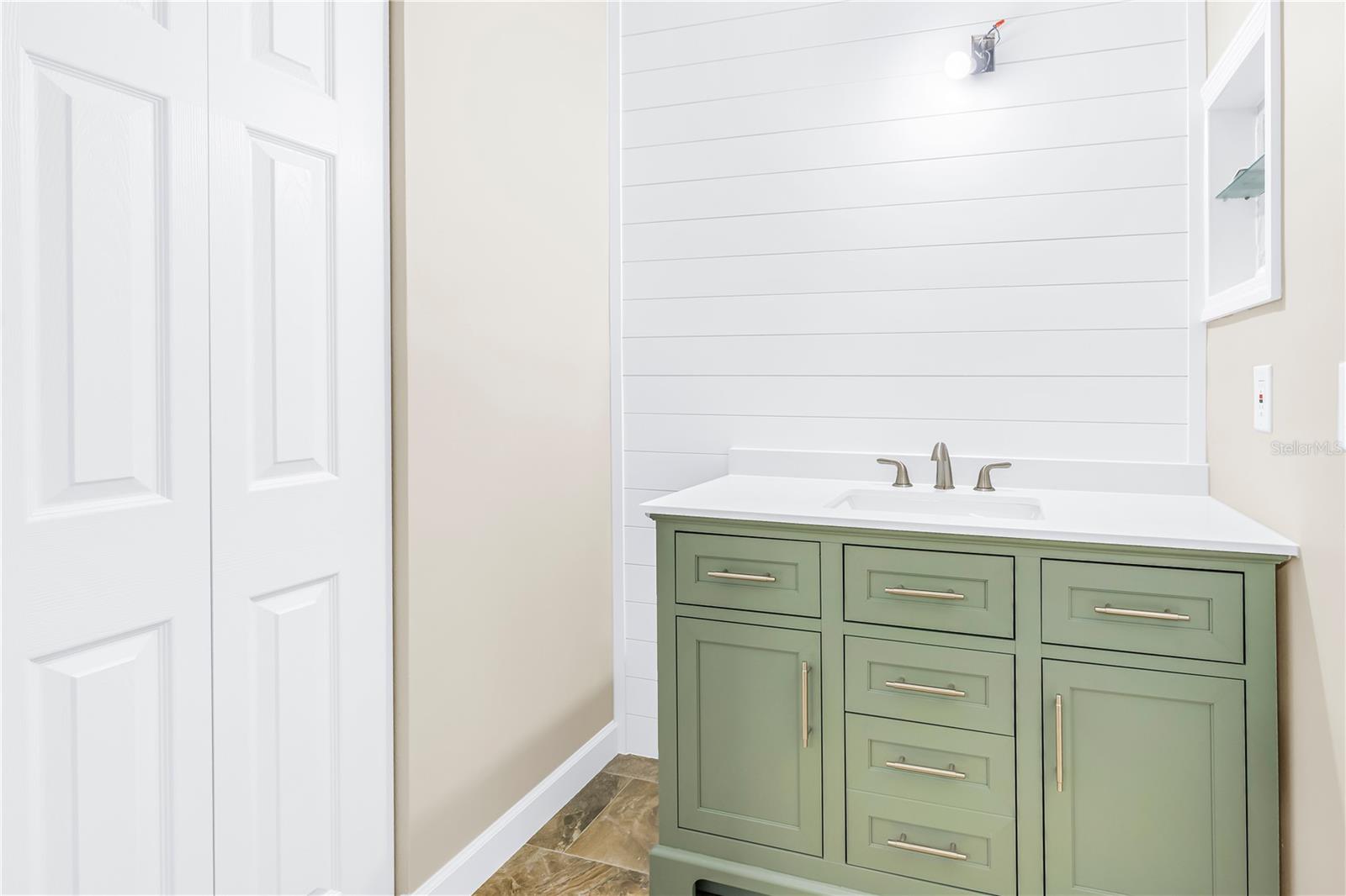 MAGNOLIA SHORES - Residential