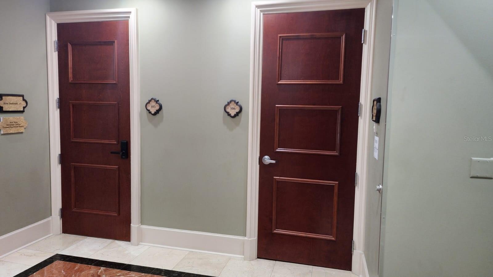 OFFICES AT VERANDA PK BLDG 7000 CONDO - Commercial Lease