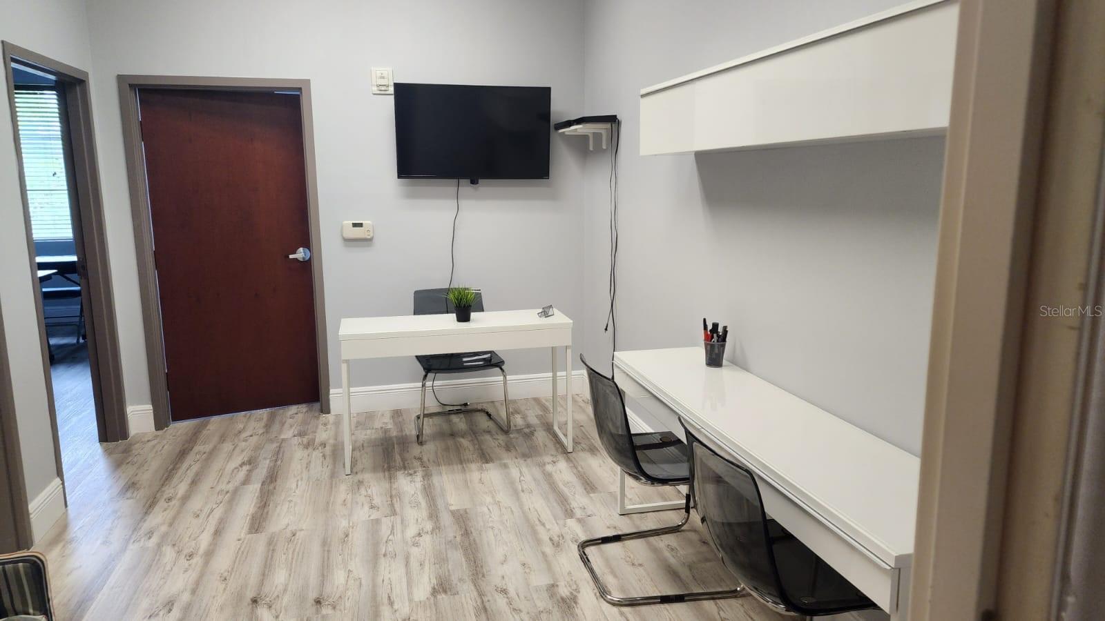 OFFICES AT VERANDA PK BLDG 7000 CONDO - Commercial Lease