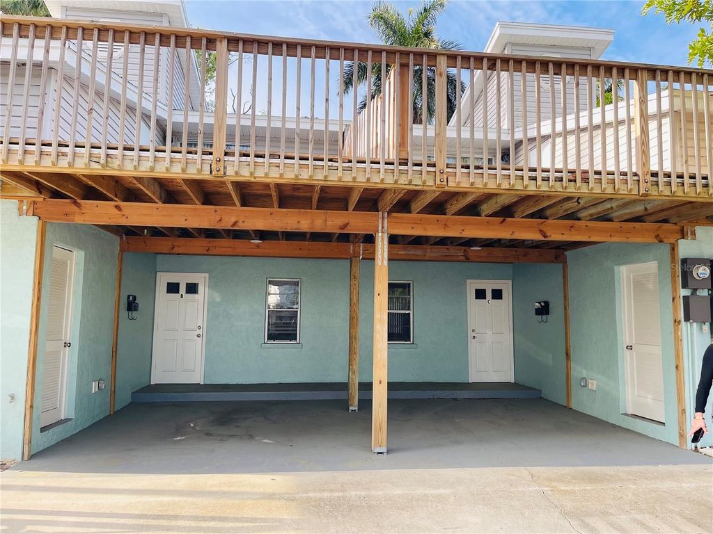 Photo of 1559 7th Avenue W, Bradenton, FL 34205 (MLS # A4687378)