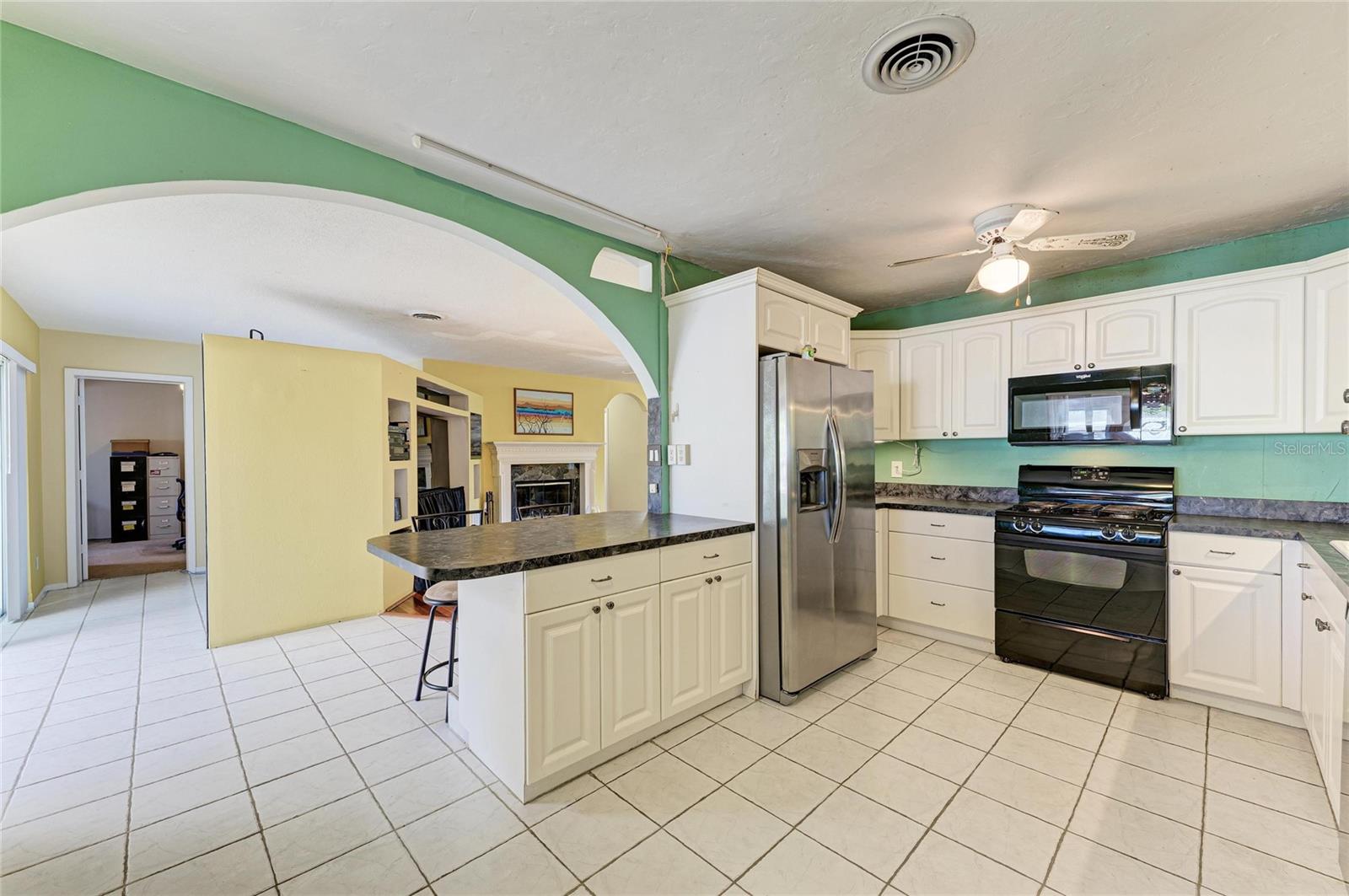 3007 FLORIDA BOULEVARD