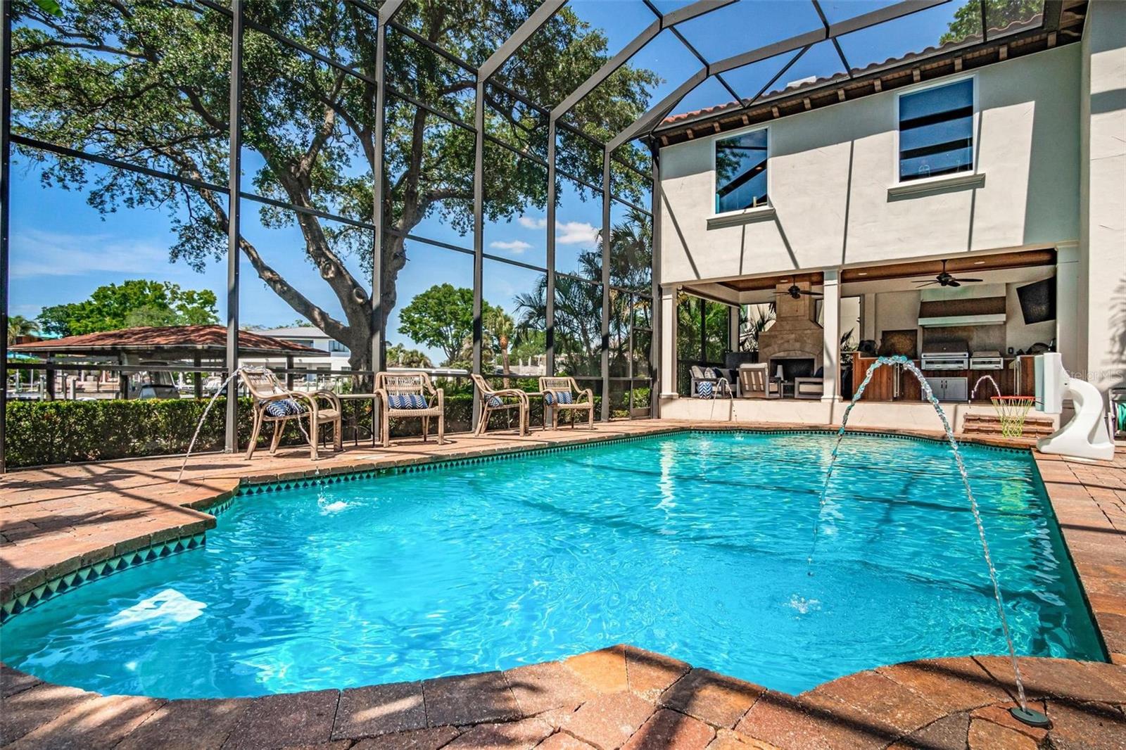 SUNSET PARK ISLES UNIT 3 - Residential