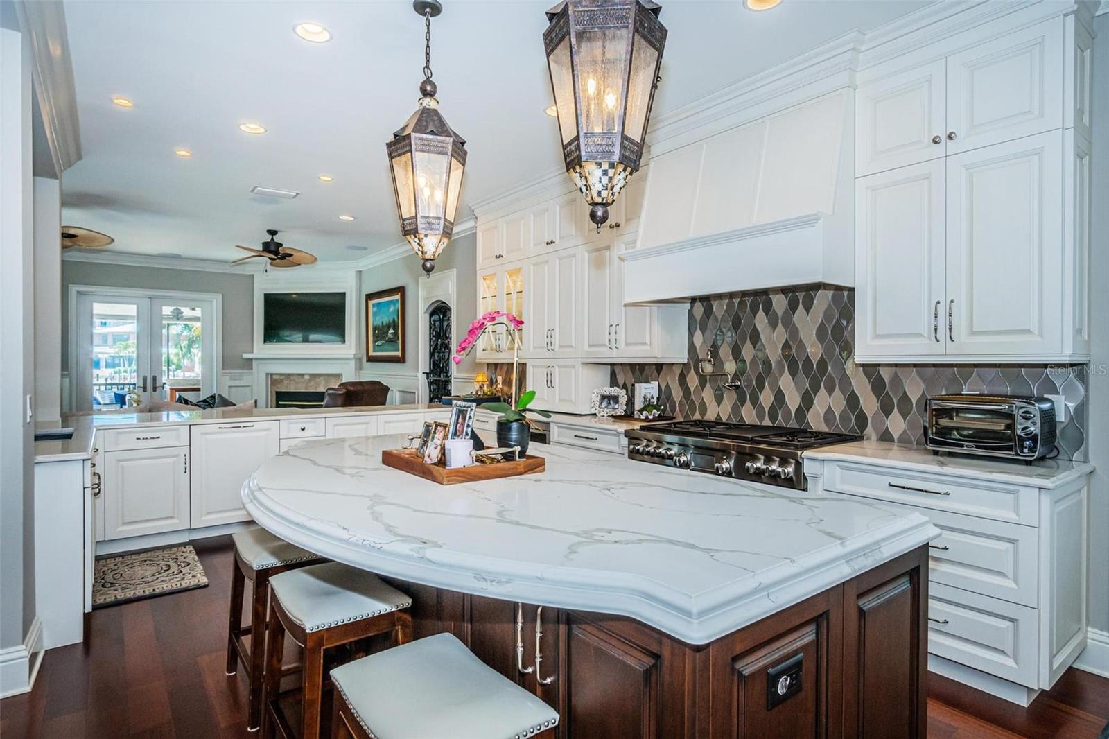 SUNSET PARK ISLES UNIT 3 - Residential