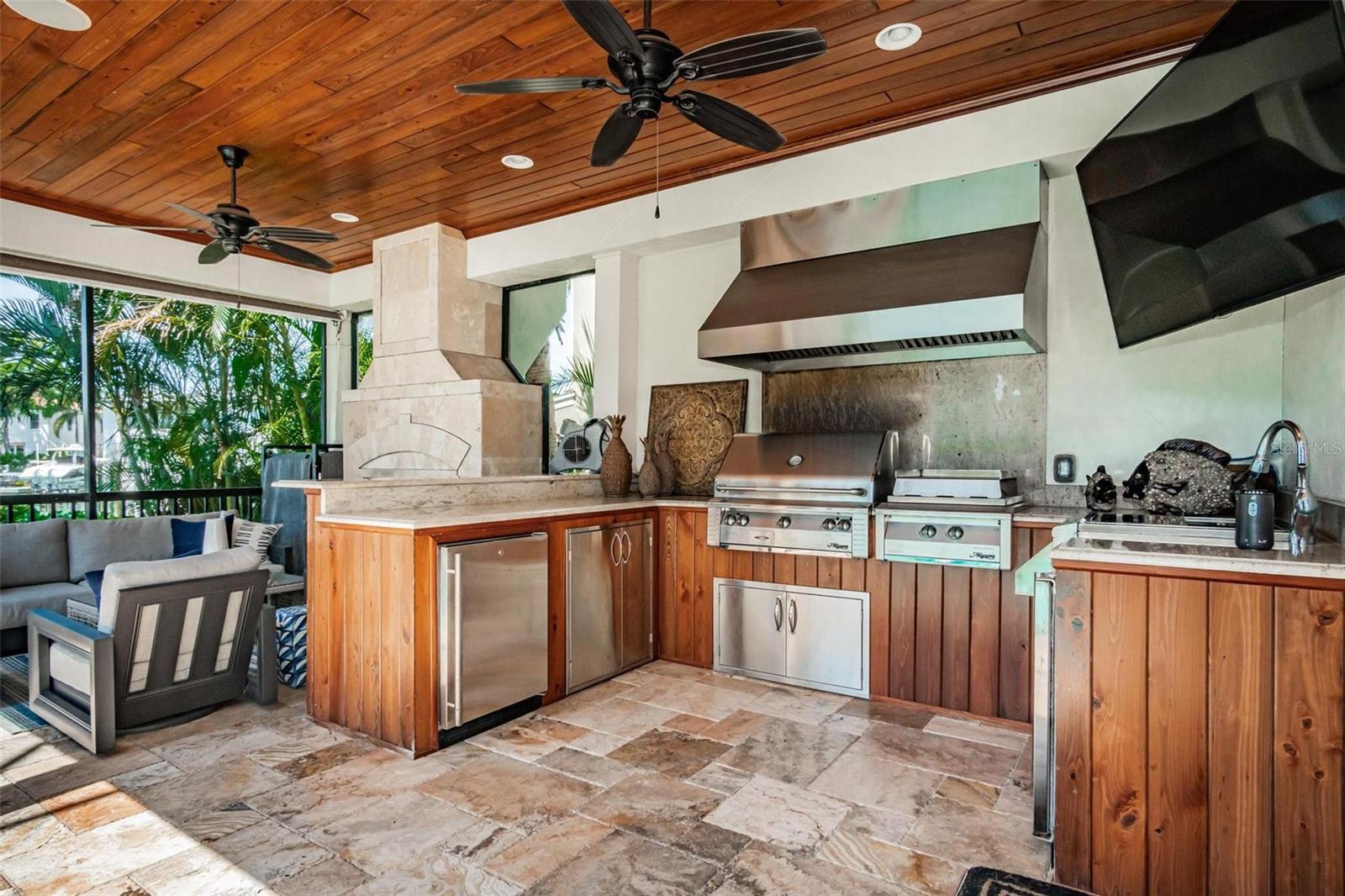 SUNSET PARK ISLES UNIT 3 - Residential