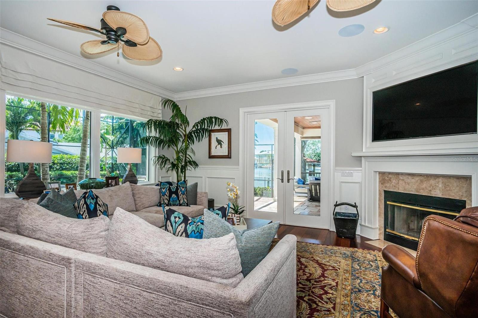 SUNSET PARK ISLES UNIT 3 - Residential