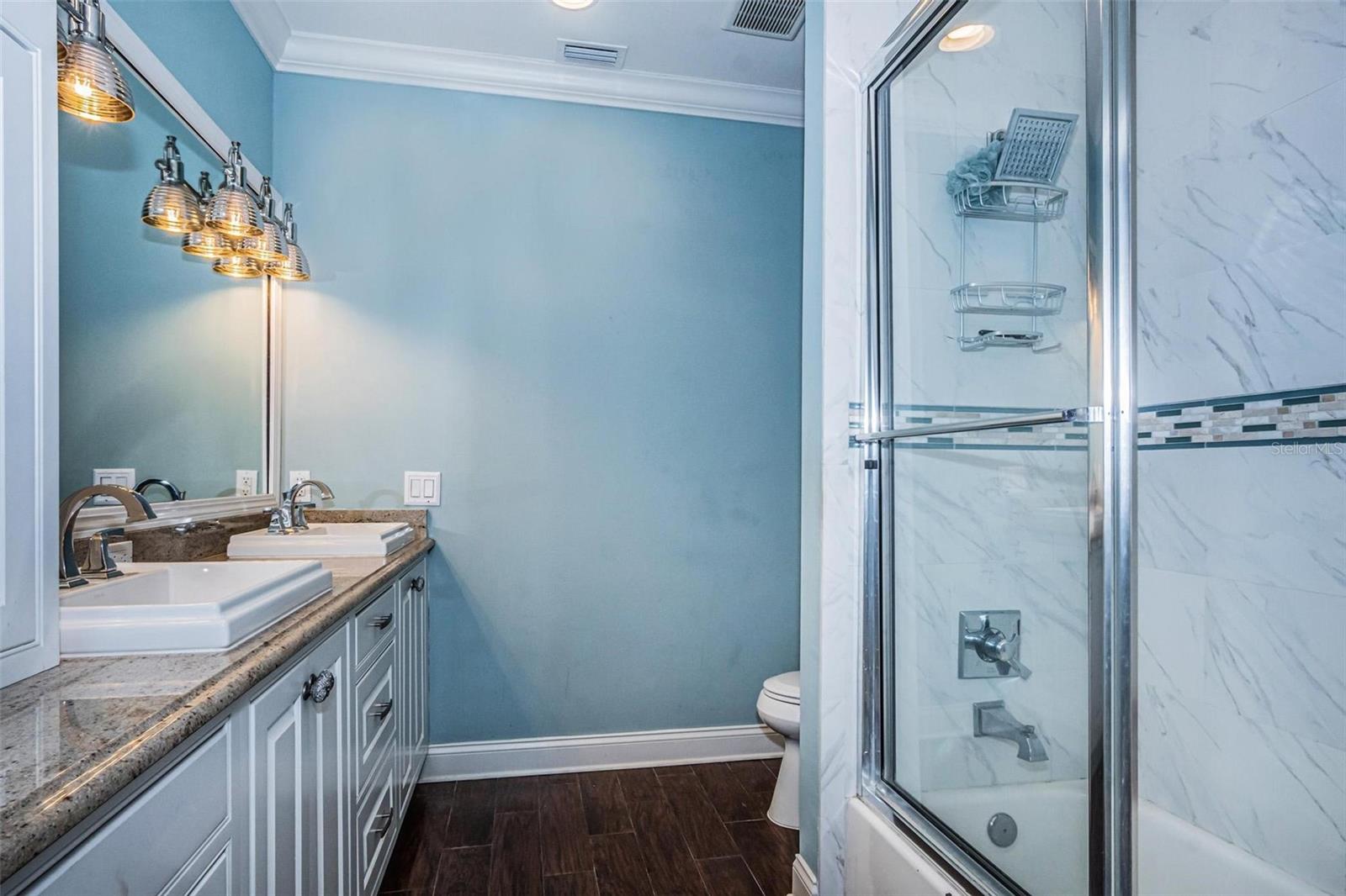 SUNSET PARK ISLES UNIT 3 - Residential