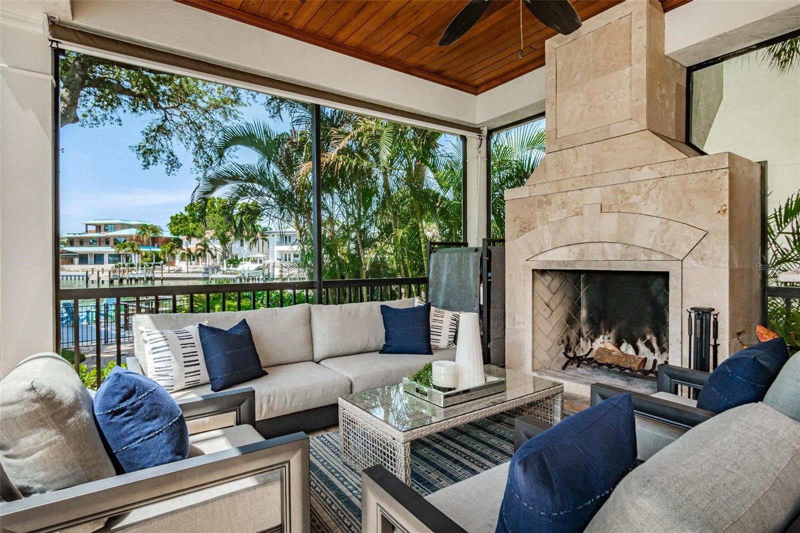 SUNSET PARK ISLES UNIT 3 - Residential