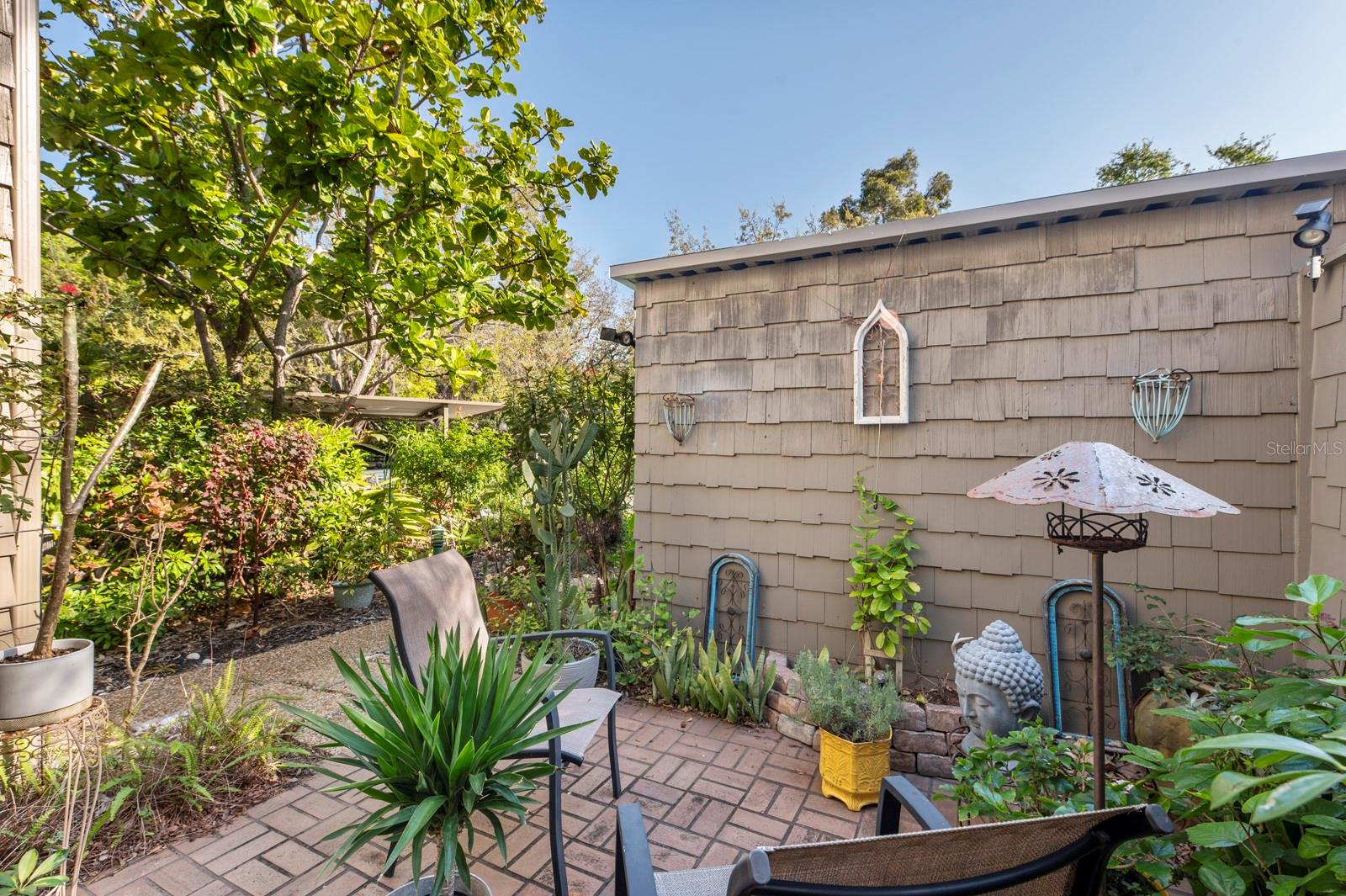 PELICAN COVE II - Residential