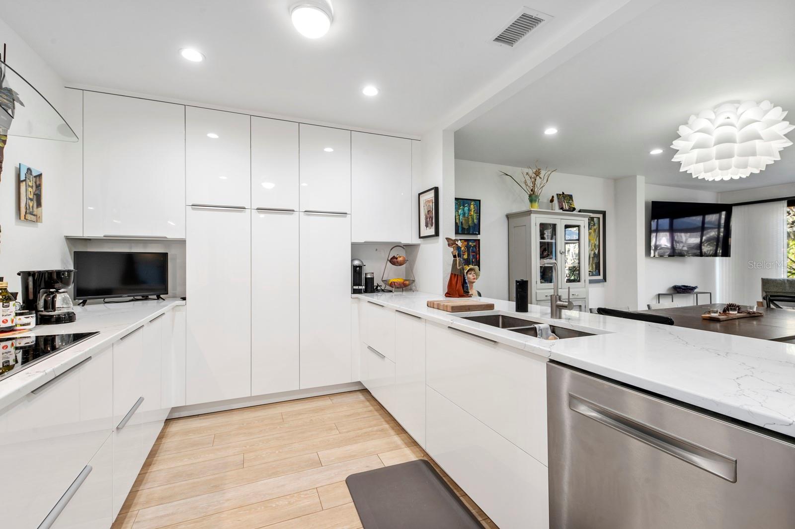 PELICAN COVE II - Residential