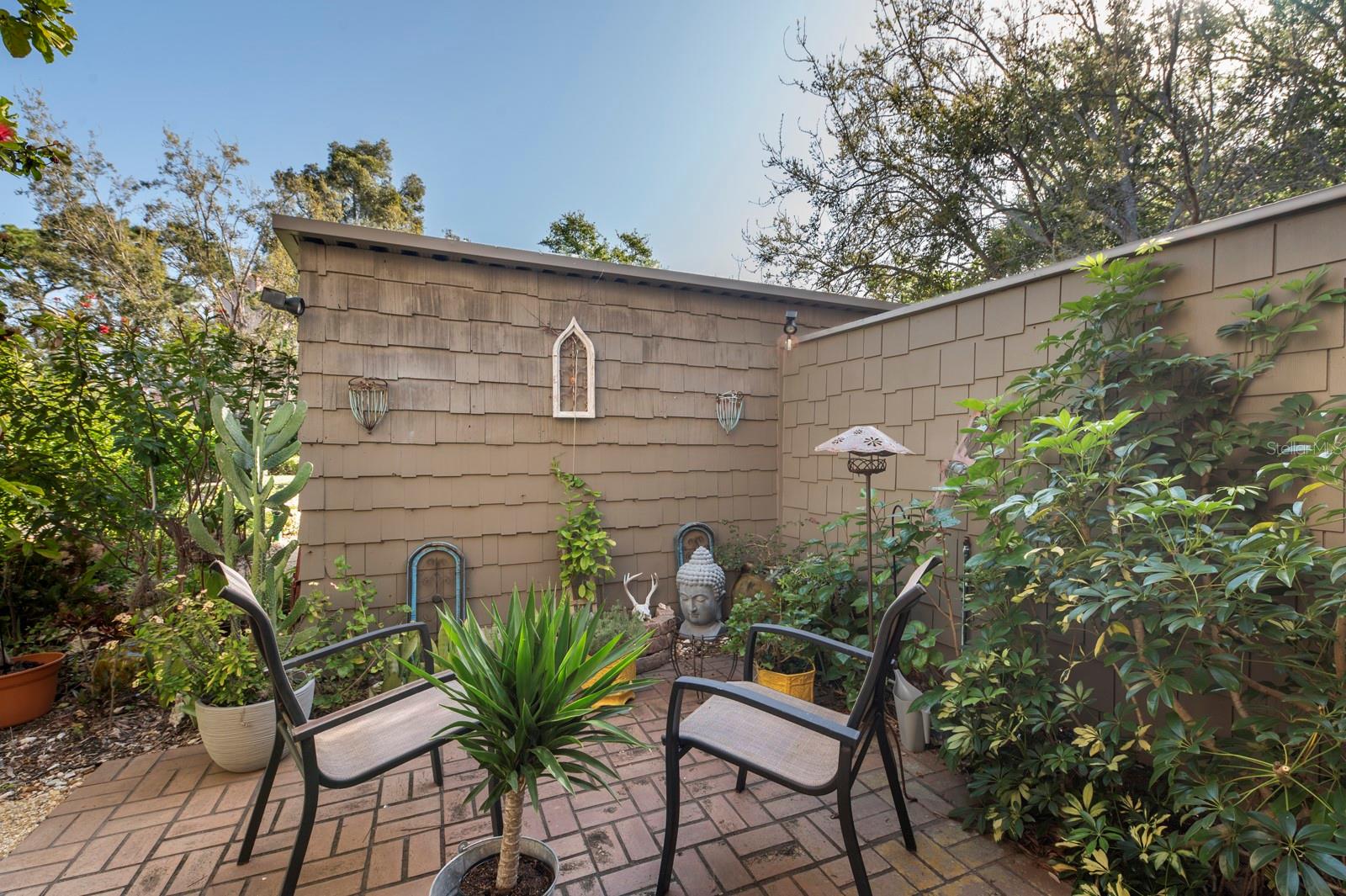 PELICAN COVE II - Residential