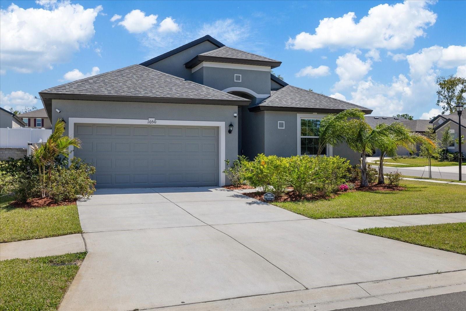 This stunning newly built 2023 home is now available for rent! Offering modern features and a spacious design. Enjoy high ceilings that create an open and airy feel, tile flooring throughout the main living areas, and cozy carpet in the bedrooms for added comfort. Located in a prime area with easy access to I-4, this home provides a quick 15-minute commute to Tampa, making it perfect for those seeking convenience and contemporary living. Schedule your tour today.
