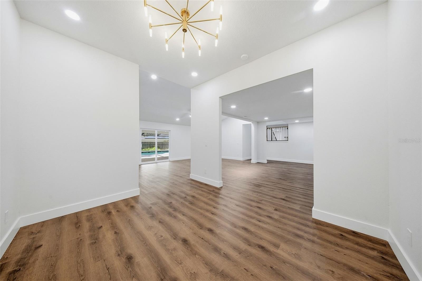 BUCKHORN SPGS MANOR - Residential