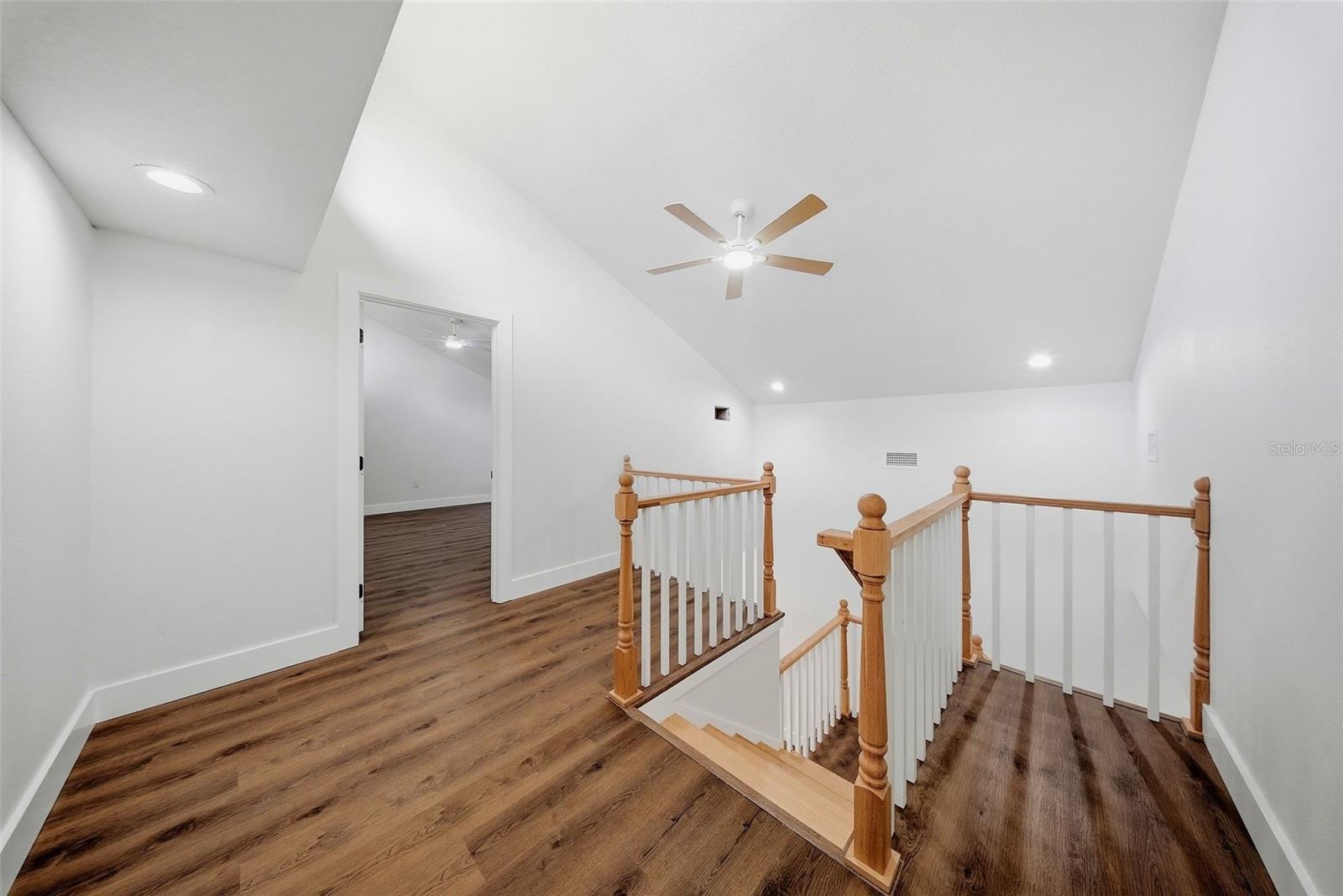 BUCKHORN SPGS MANOR - Residential