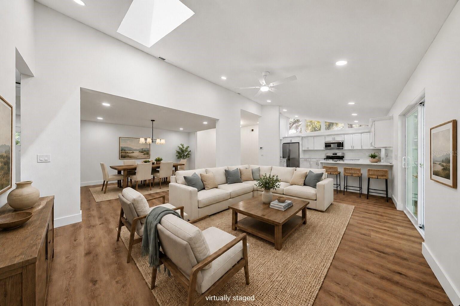 BUCKHORN SPGS MANOR - Residential