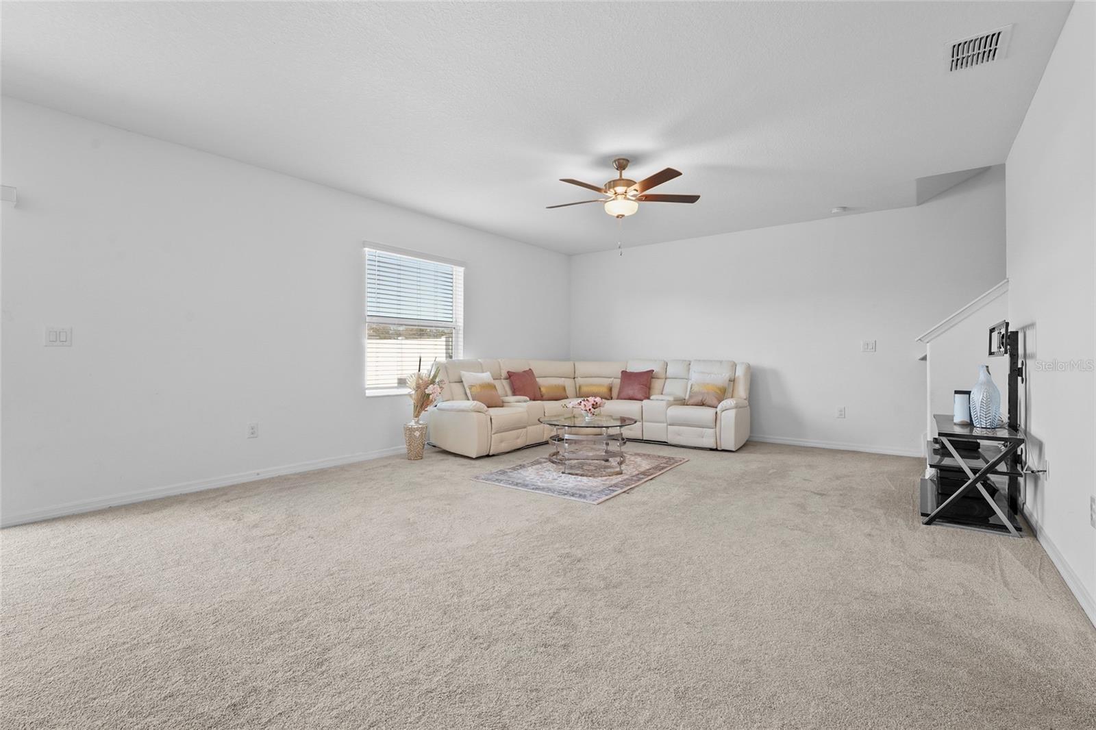 PRAVELA - Residential