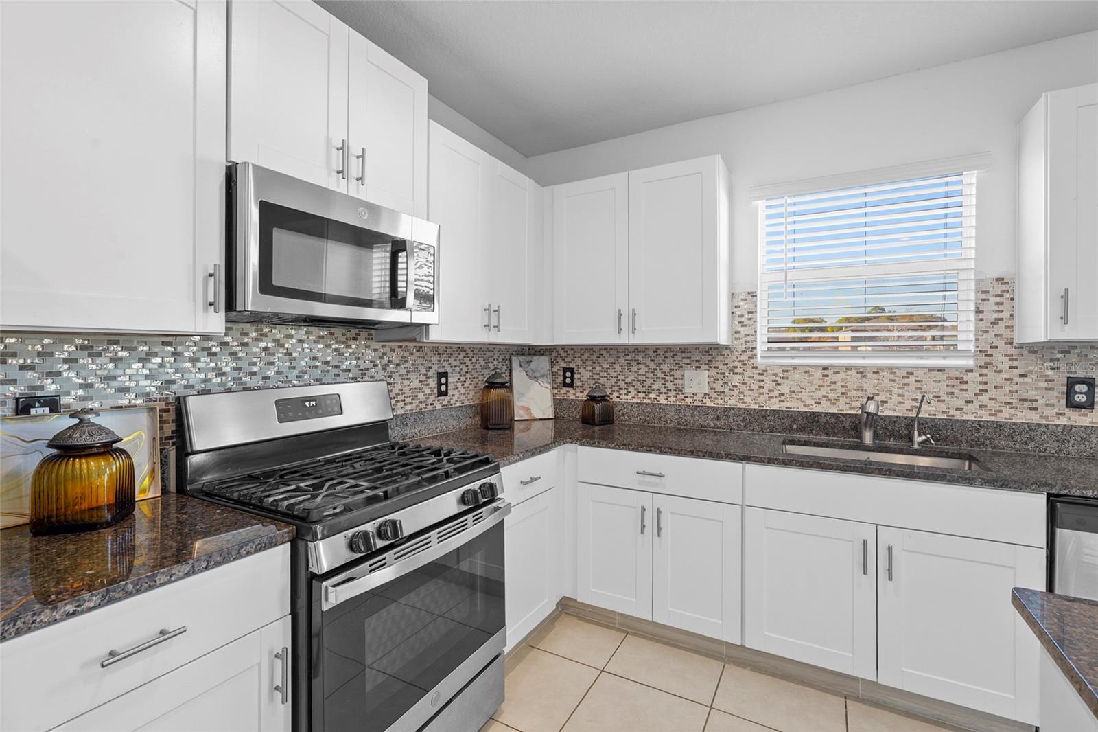 PRAVELA - Residential