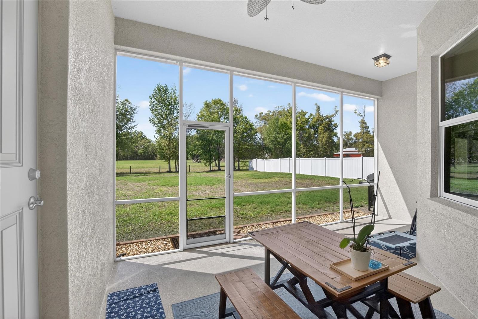 CREEKS XING - Residential