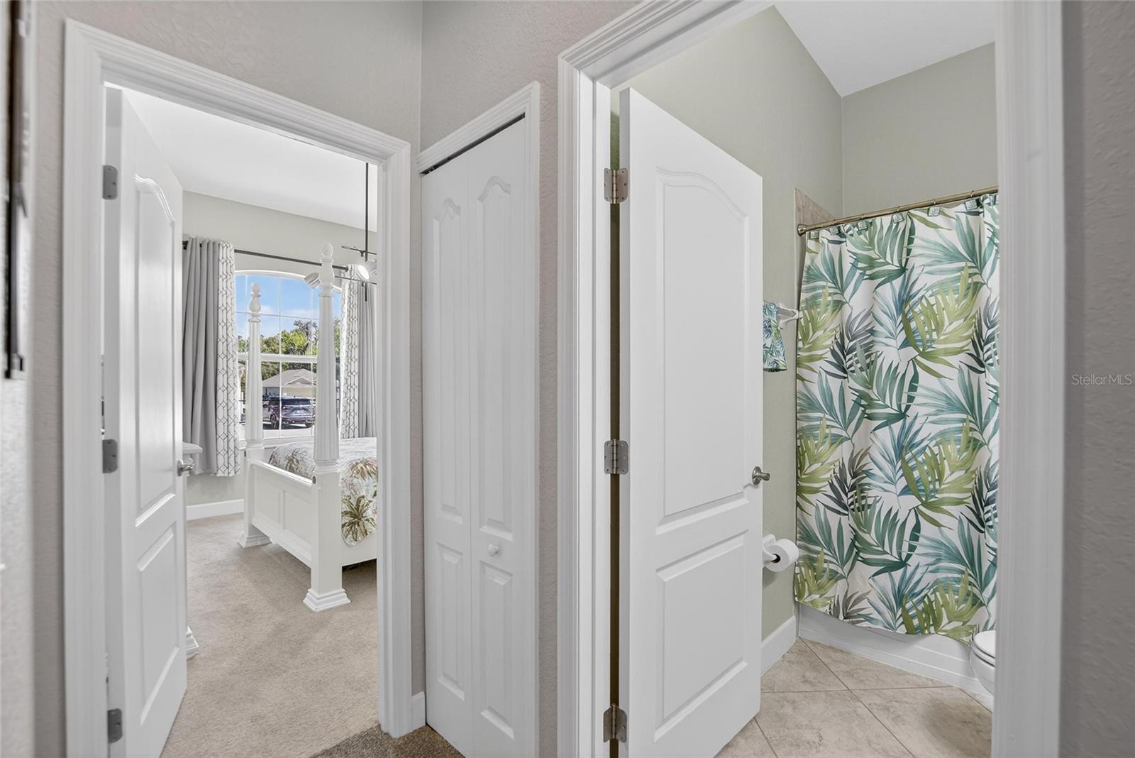 CREEKS XING - Residential