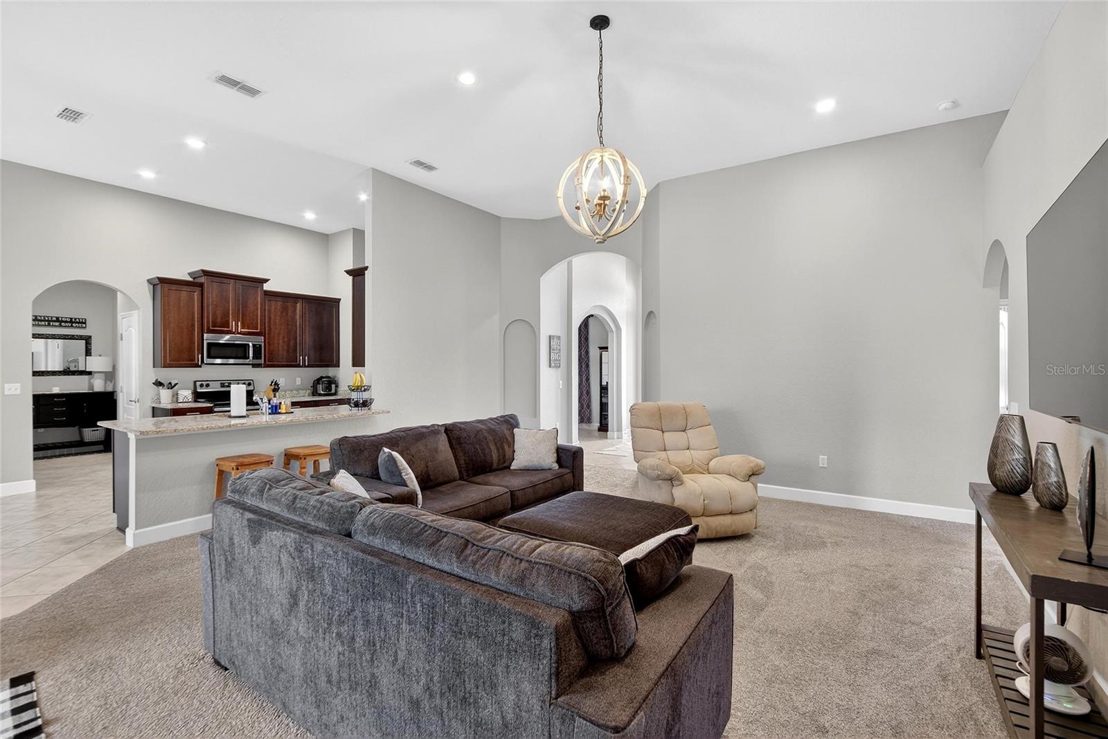 CREEKS XING - Residential