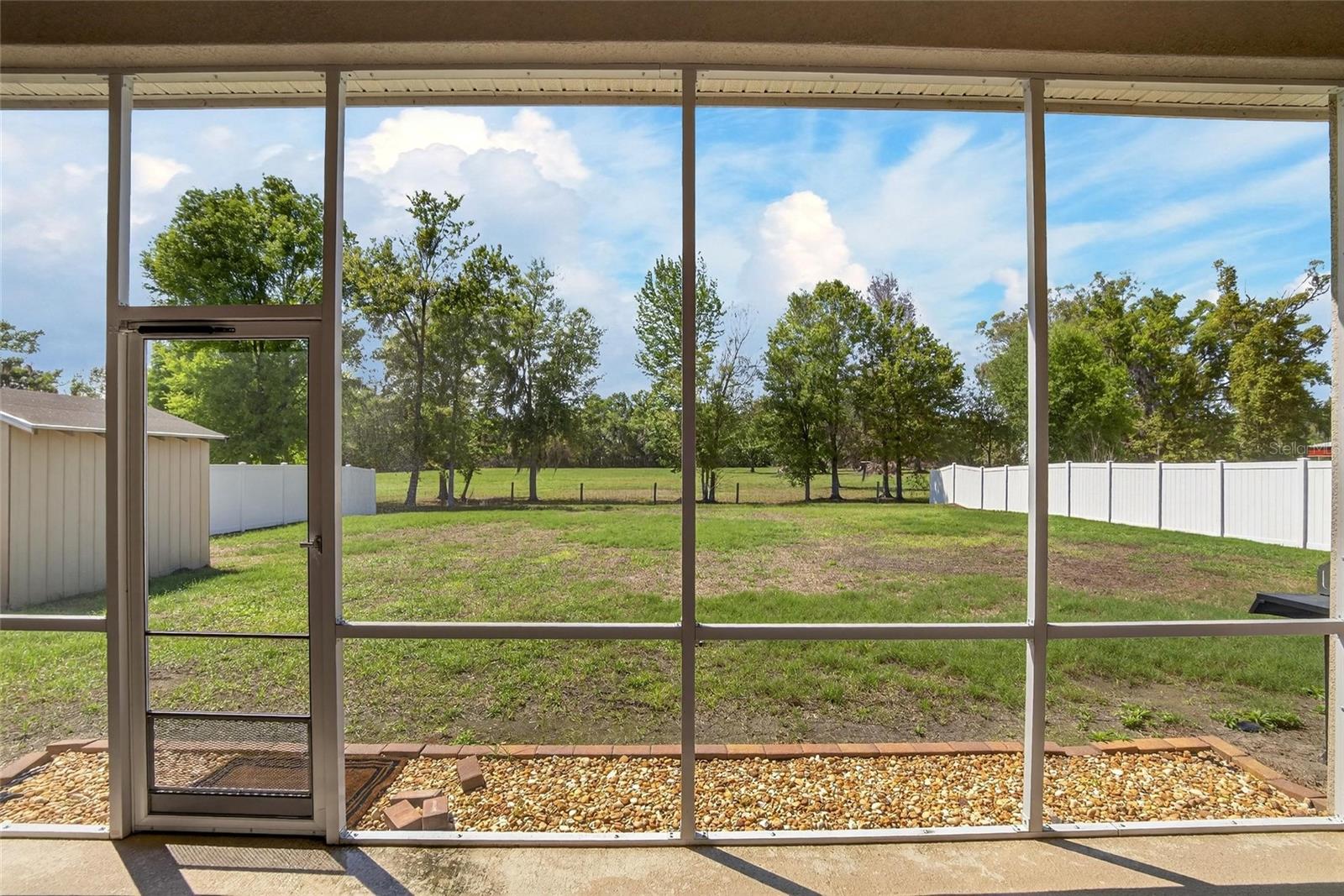 CREEKS XING - Residential