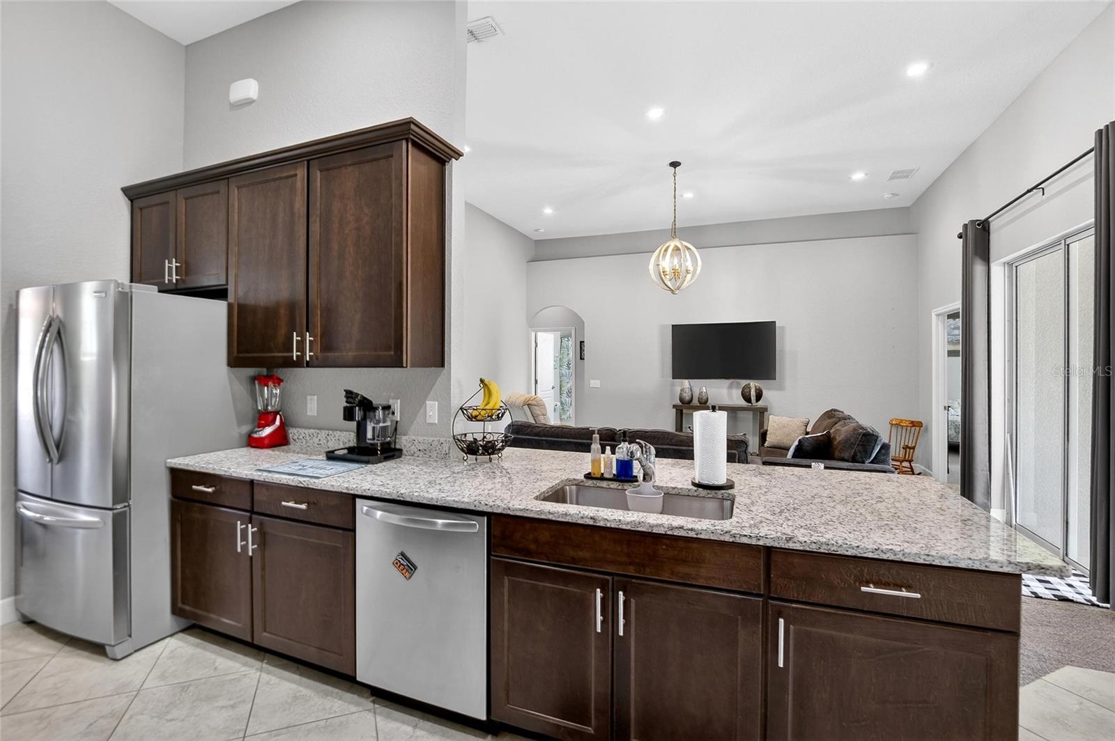 CREEKS XING - Residential