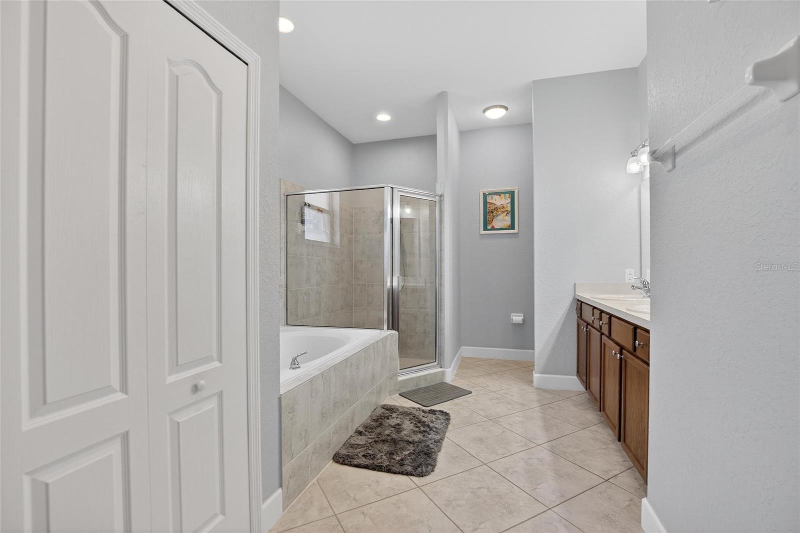 CREEKS XING - Residential