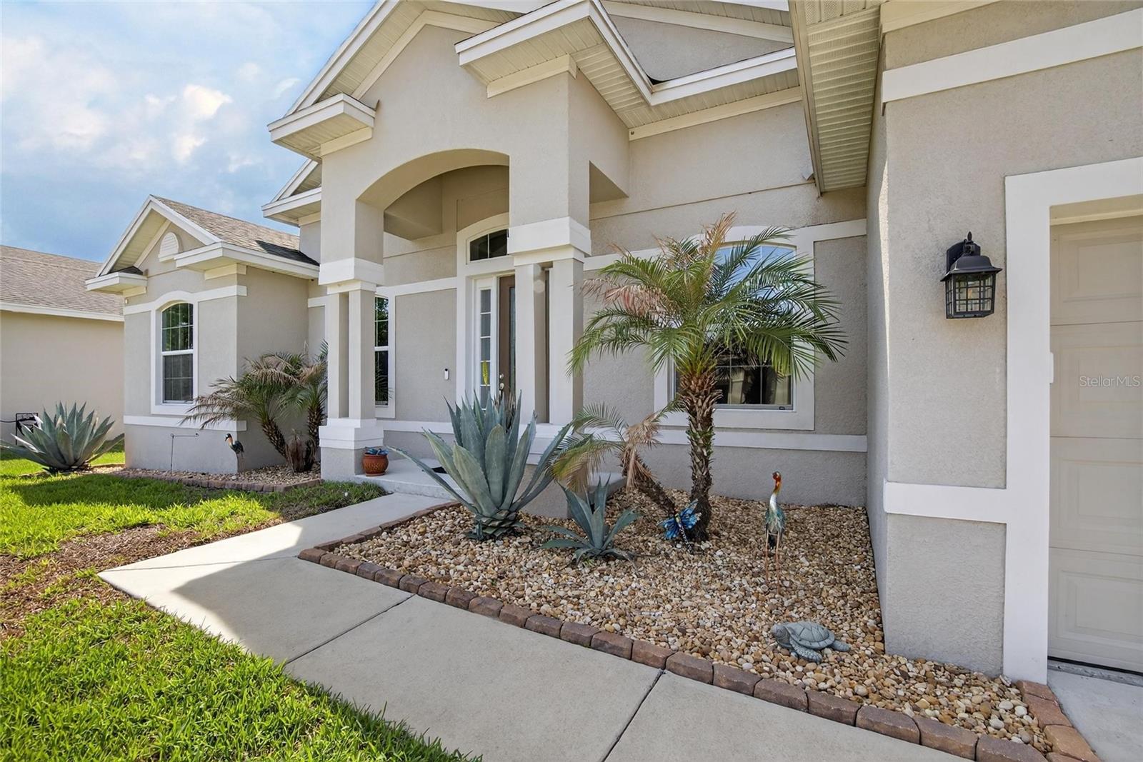 CREEKS XING - Residential