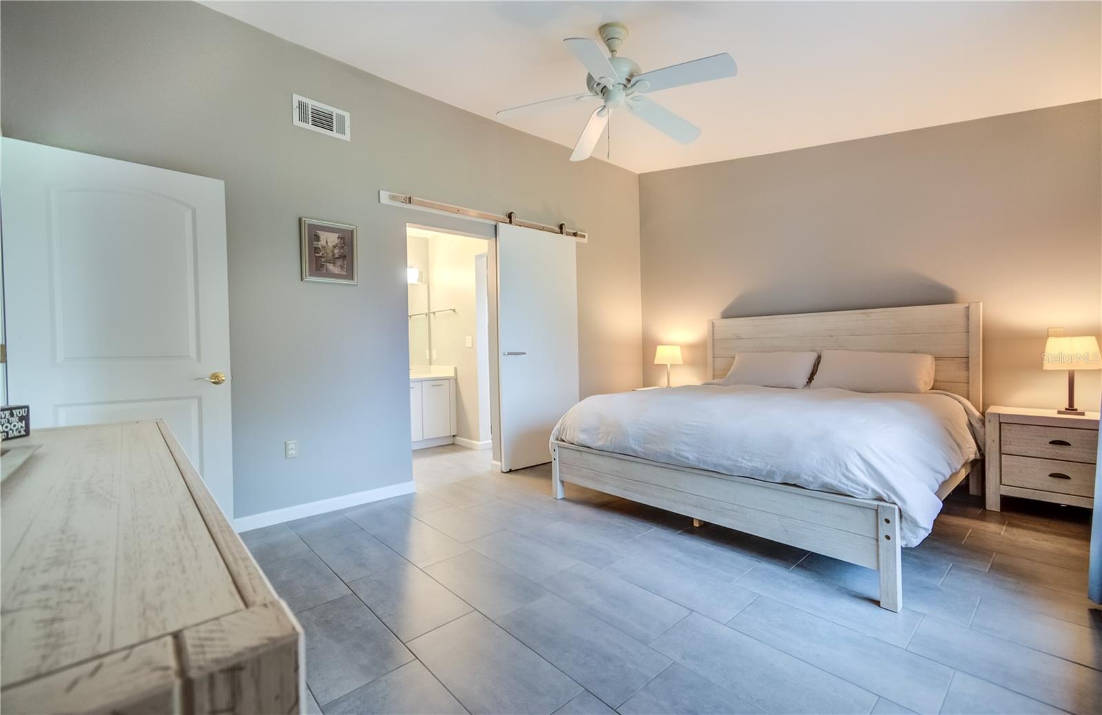INLETS CARRIAGE HOMES - Residential Lease