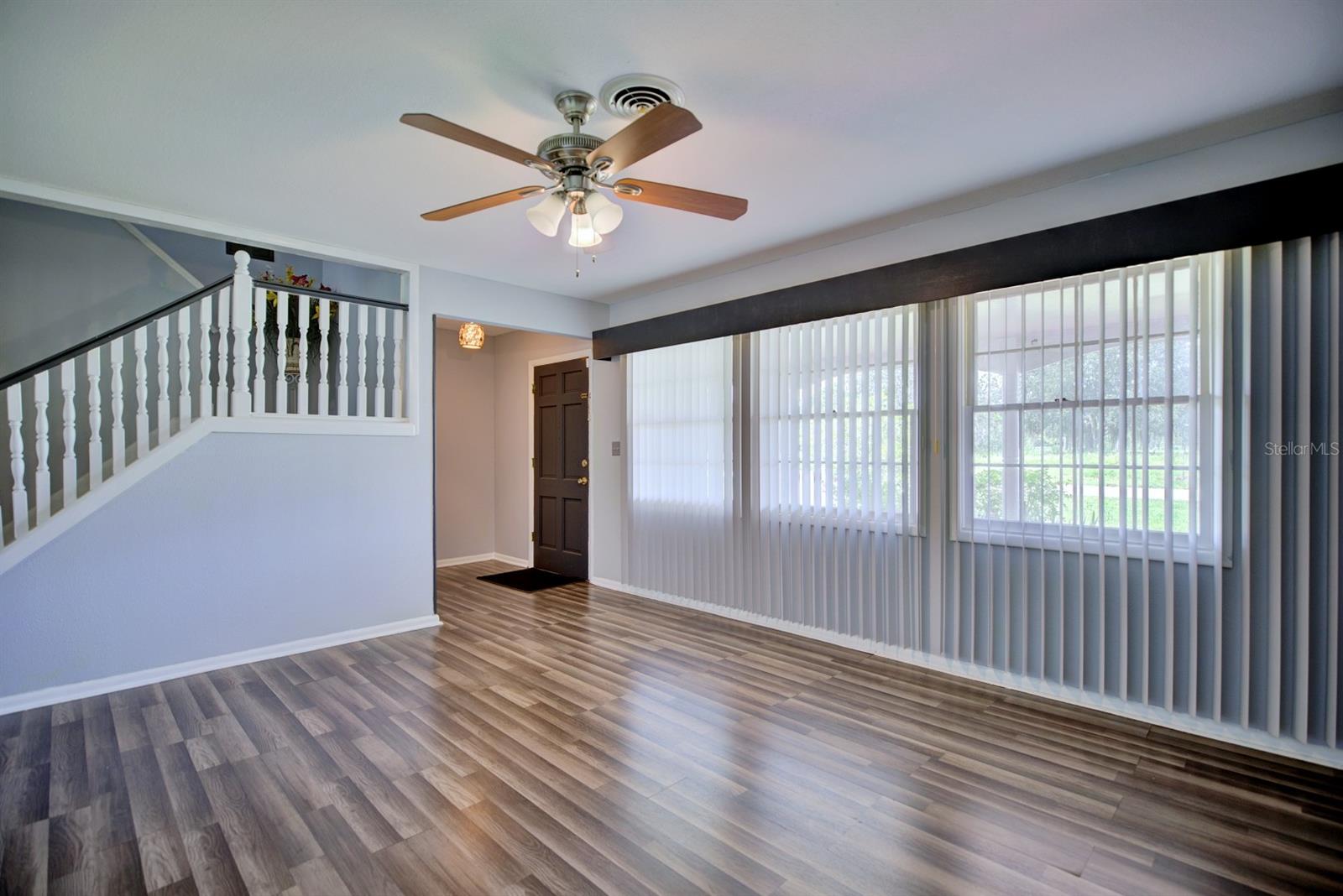 COUNTRY CLUB LAKE ESTATES - Residential