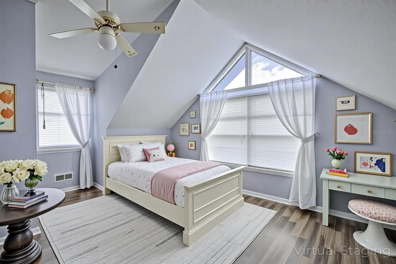 COUNTRY CLUB LAKE ESTATES - Residential