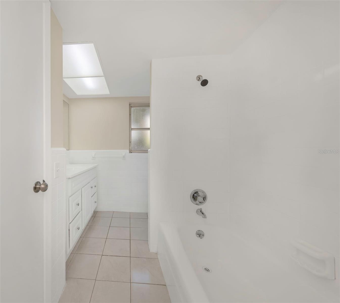 LAKESIDE TERRACE SUB - Residential