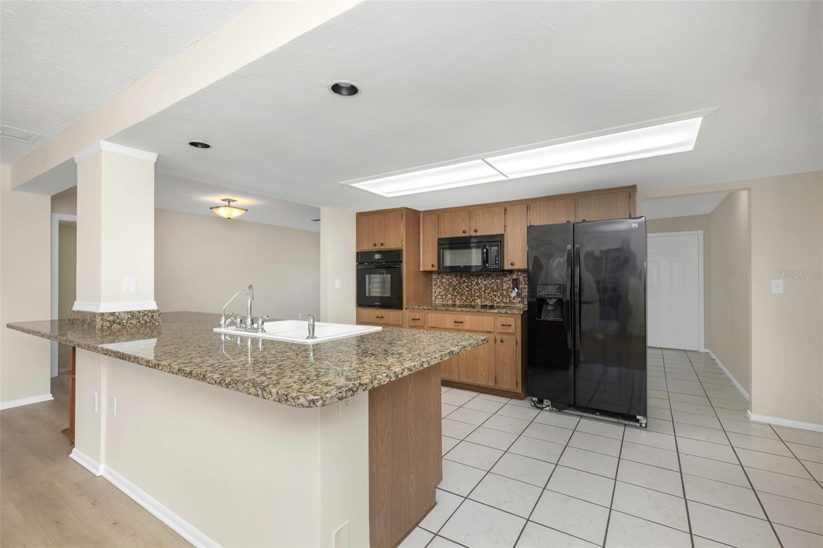 LAKESIDE TERRACE SUB - Residential