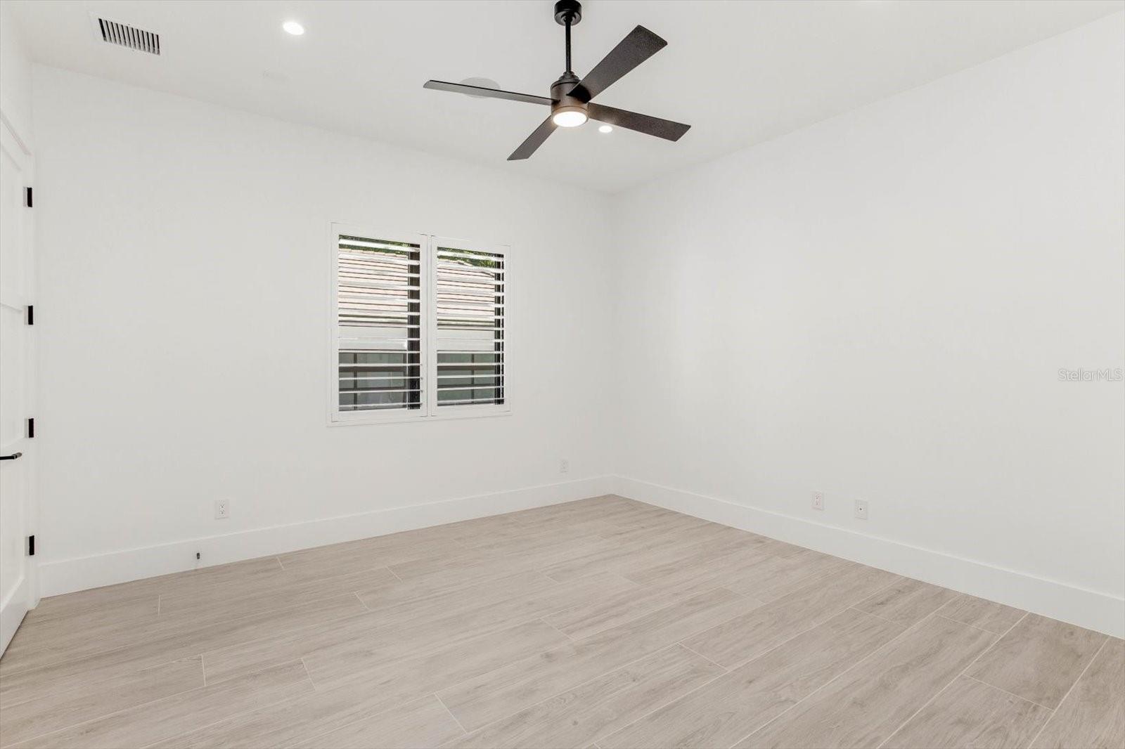 ISLEWORTH - Residential