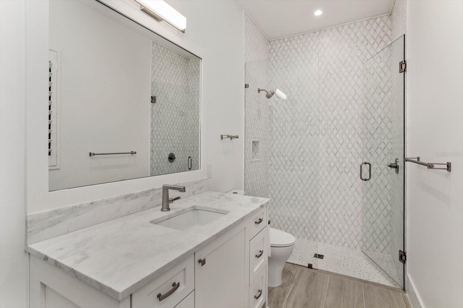 ISLEWORTH - Residential