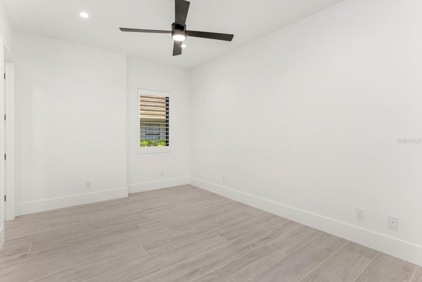 ISLEWORTH - Residential