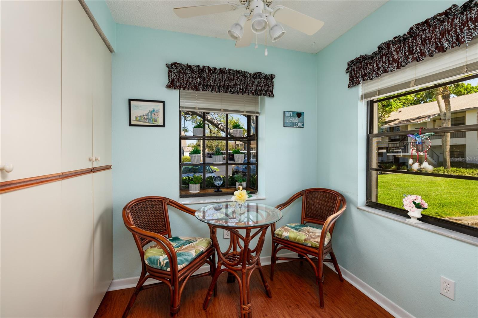 HARSHAW LAKE PARK CONDO - Residential