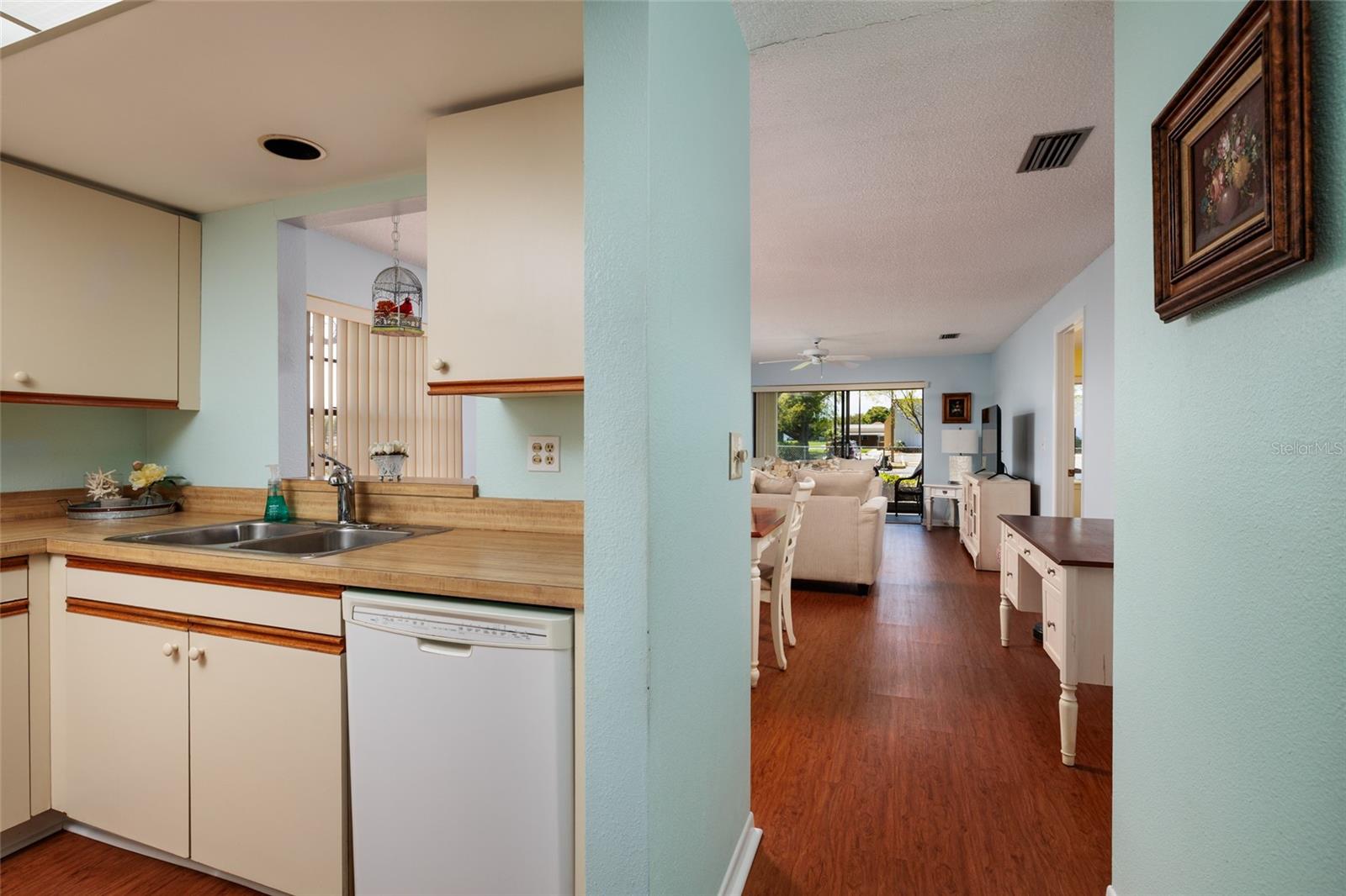 HARSHAW LAKE PARK CONDO - Residential