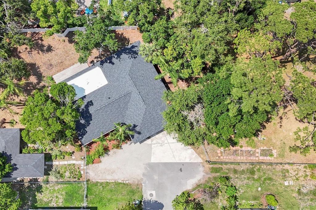 Photo of 2866 E Rainbow Circle, Sarasota, FL 34231 (MLS # A4655606)