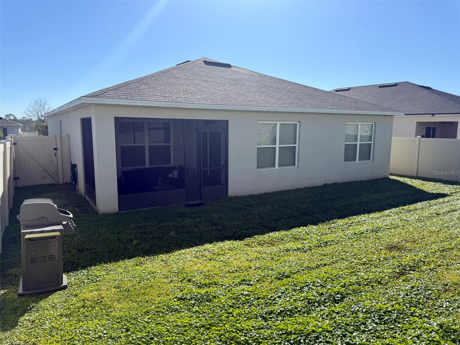 LUCERNE PARK RESERVE - Residential