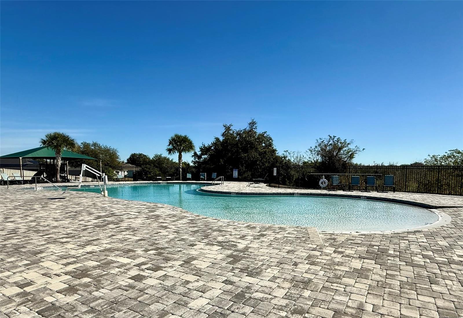 LUCERNE PARK RESERVE - Residential