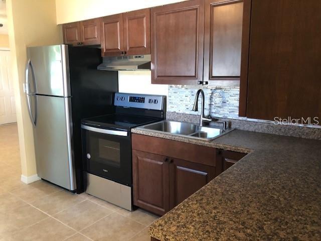 COLLEGE HEIGHTS - Residential Lease